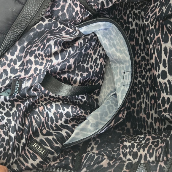 CYNTHIA ROWLEY Large Duffle Weekender Overnight Bag Detachable Strap - Picture 10 of 16